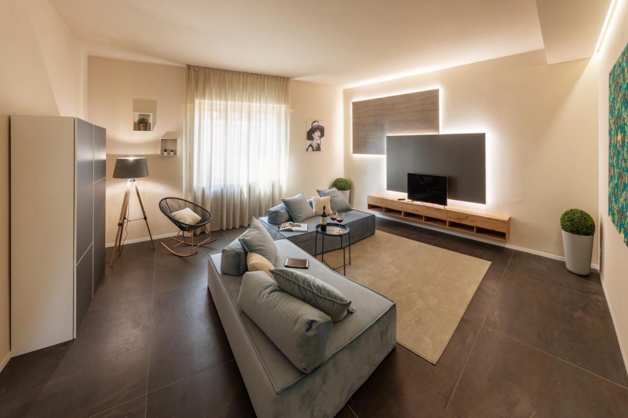 100Towers Deluxe Apartment 阿尔巴 外观 照片
